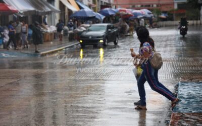 Calor y tormentas para hoy en la Península de Yucatán; vigilan dos ondas tropicales en el Atlántico